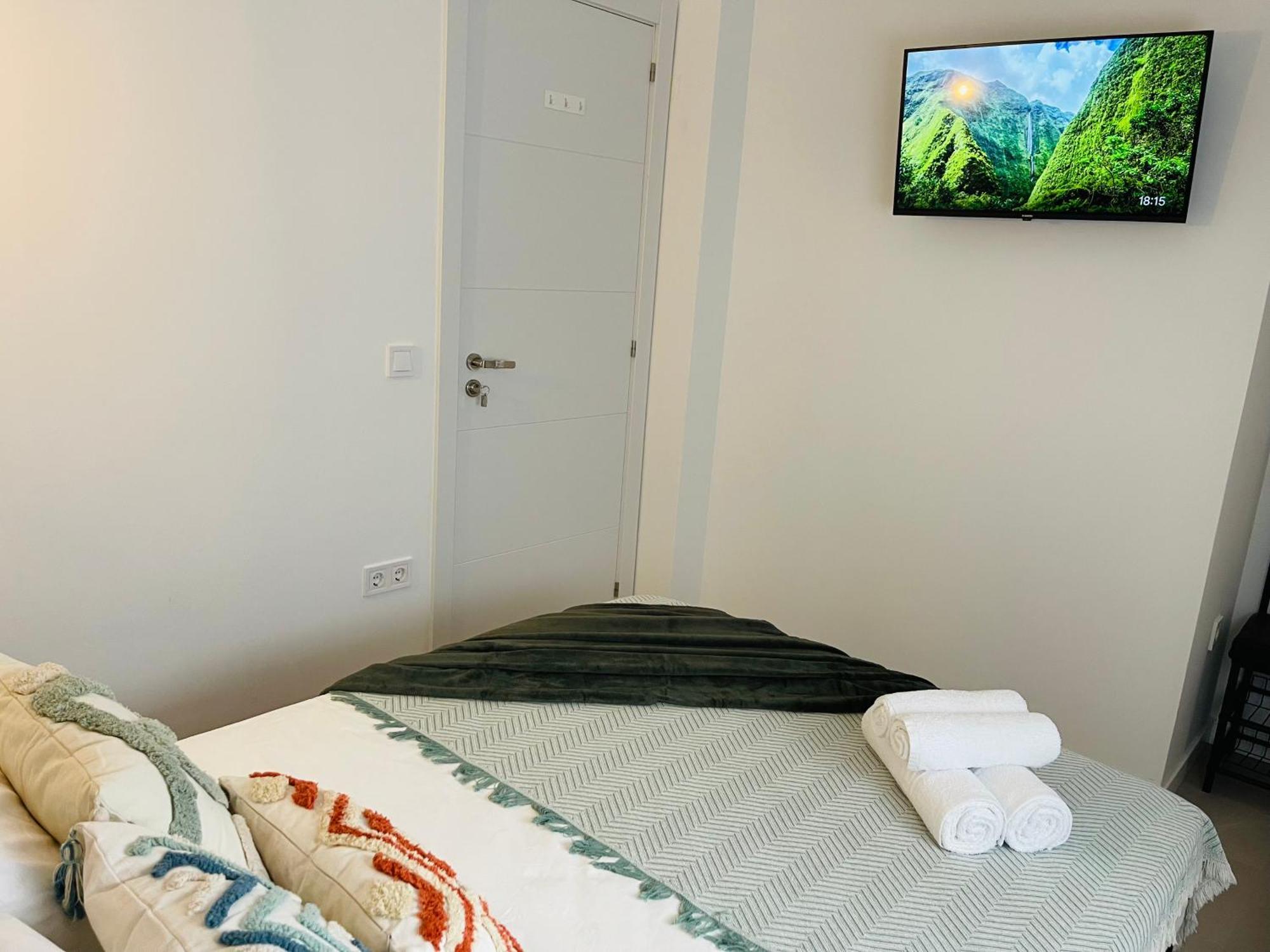 Solaz Malaga, Shared Apartment Εξωτερικό φωτογραφία
